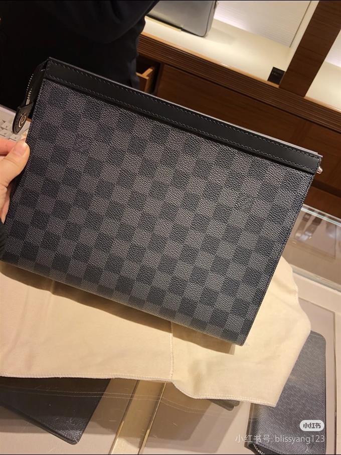 2025224N41696101740843