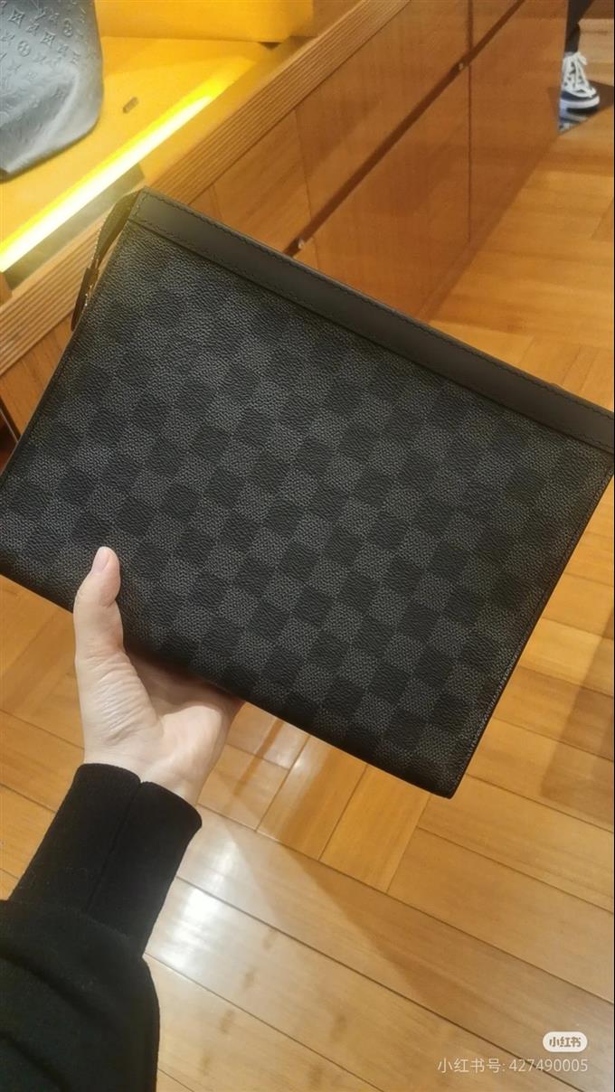 2025224N41696101743115