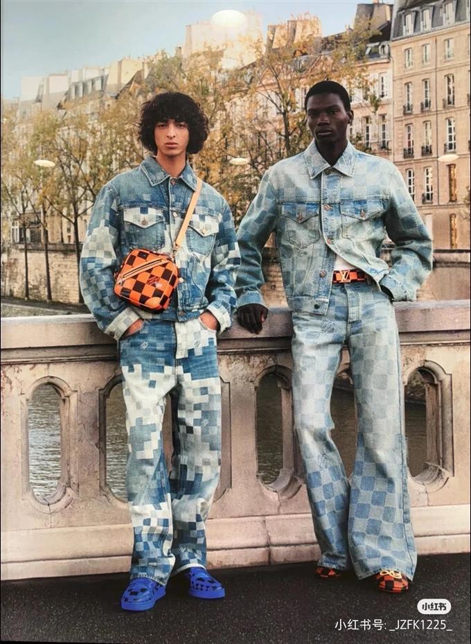 2025224N40548125332550