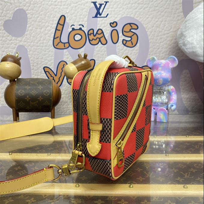 2025224N40561125332110