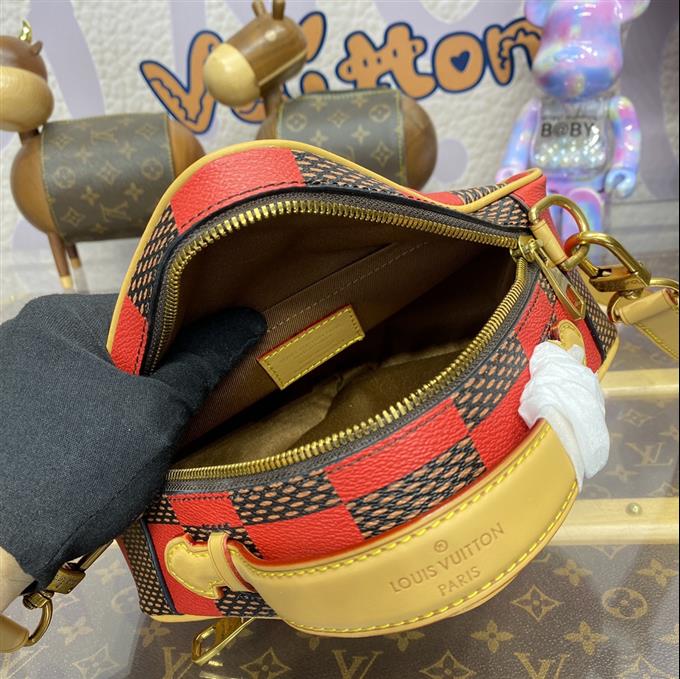 2025224N40561125332221