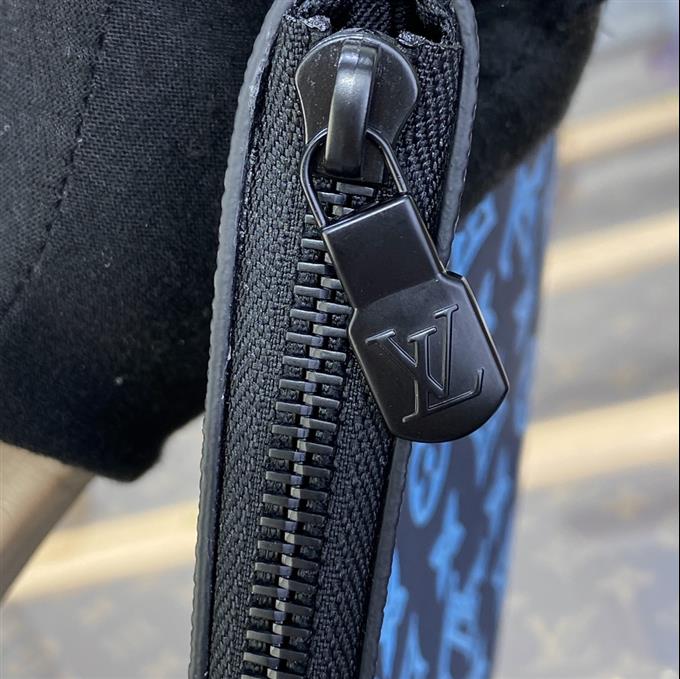 2025224M823211218753