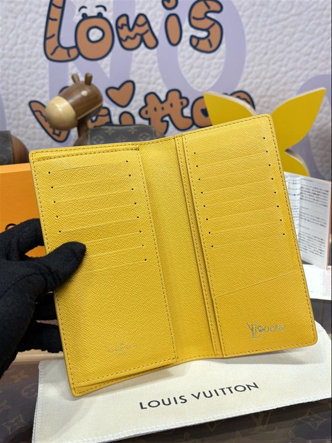 2025224M12656121332103