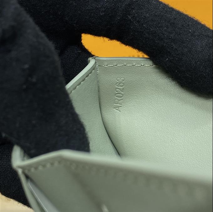 2025224M82410121335185