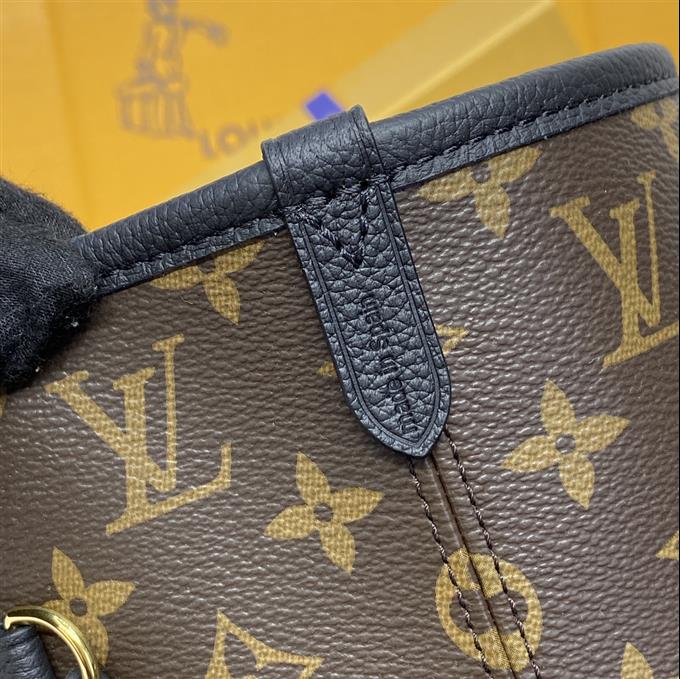 2025224M11946103824621