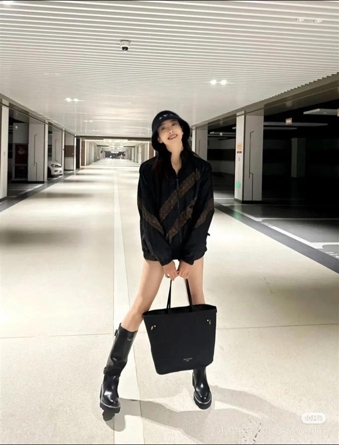 2025224M11946103835332