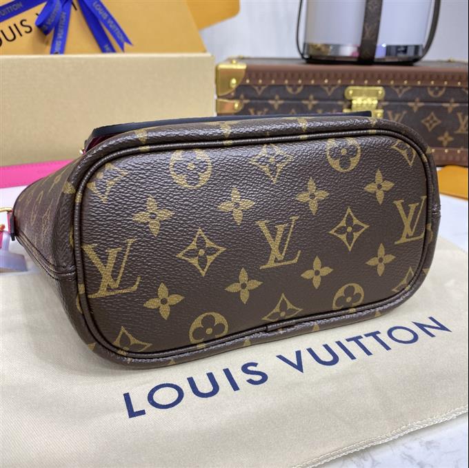 2025224M12106103827983