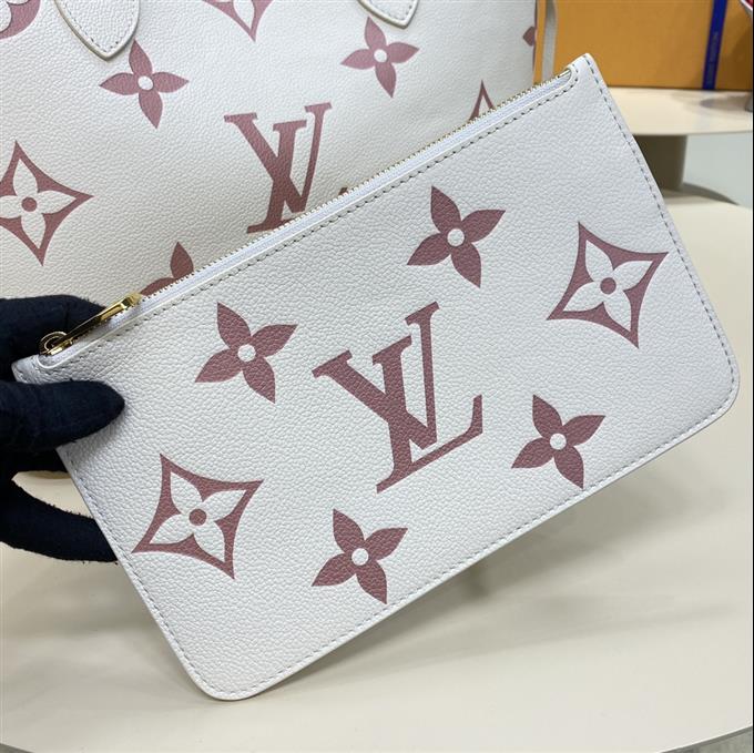 2025224M21579103825887