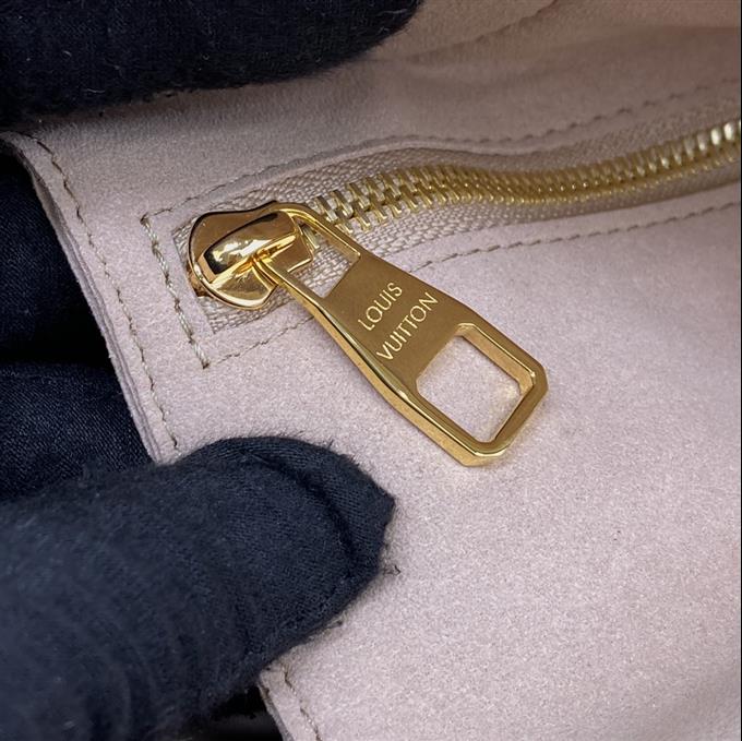 2025224M21579103825963