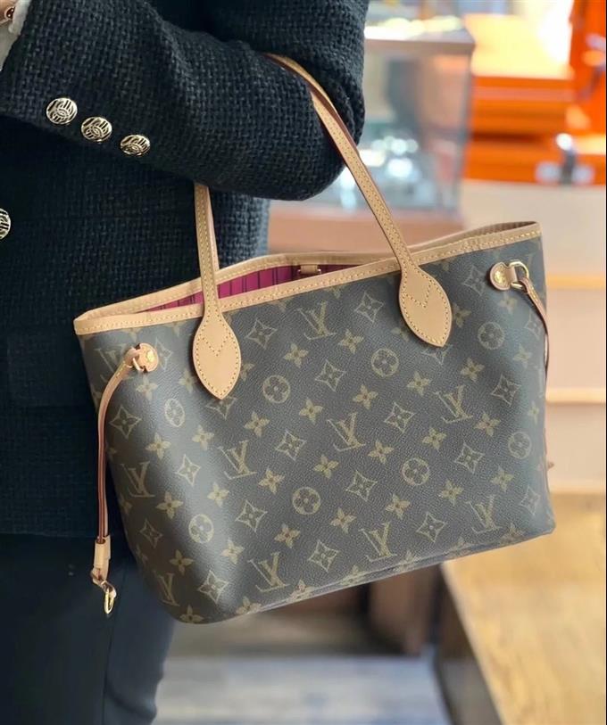 2025224M4124511518576