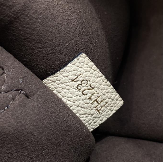 2025224M45684103826120