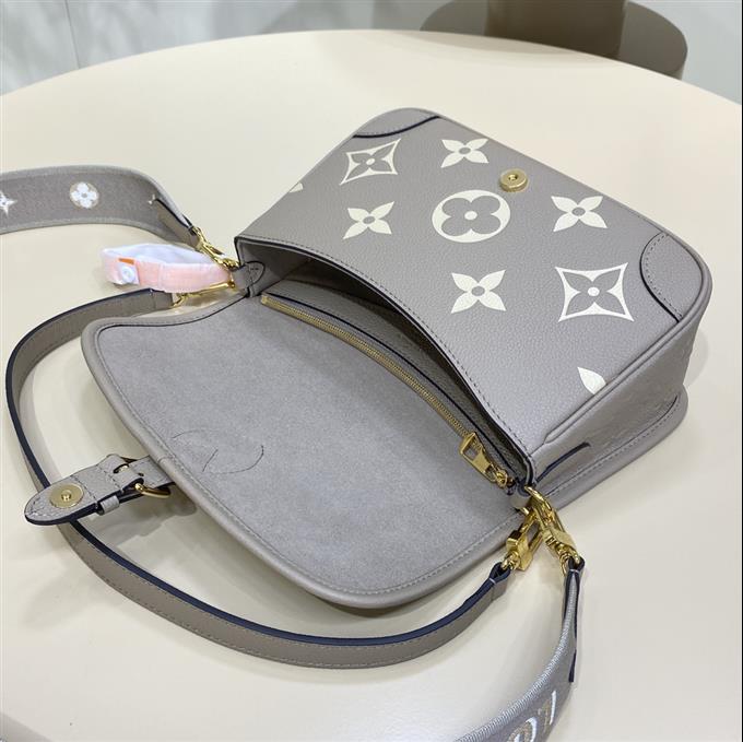 2025224M4638922246727