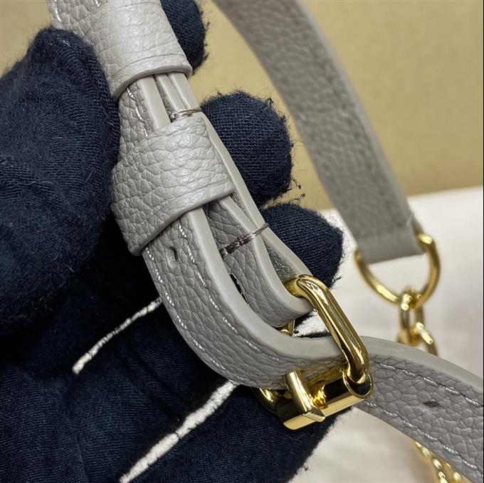 2025224M4657522246912