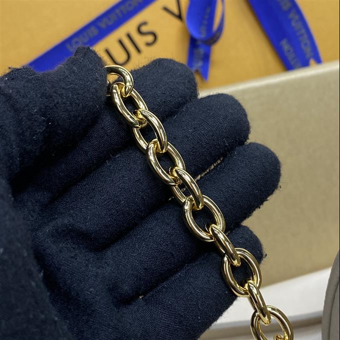 2025224M4657522246927