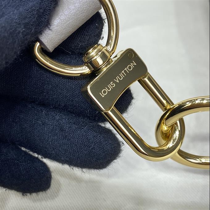 2025224M4673822247384