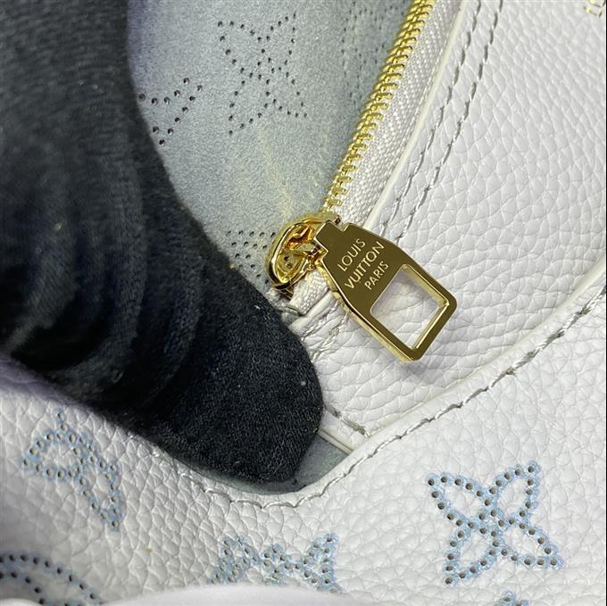 2025224M5318822839183