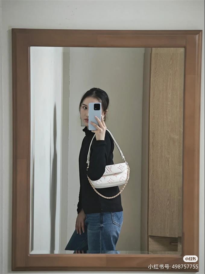 2025224M83026222416591