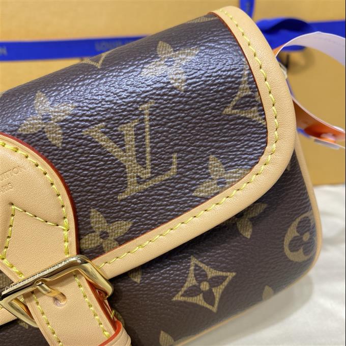 2025224M83298223659364