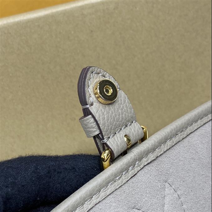 2025224M83300222411137