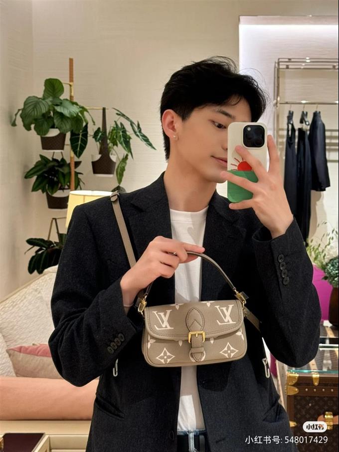 2025224M83300222422104