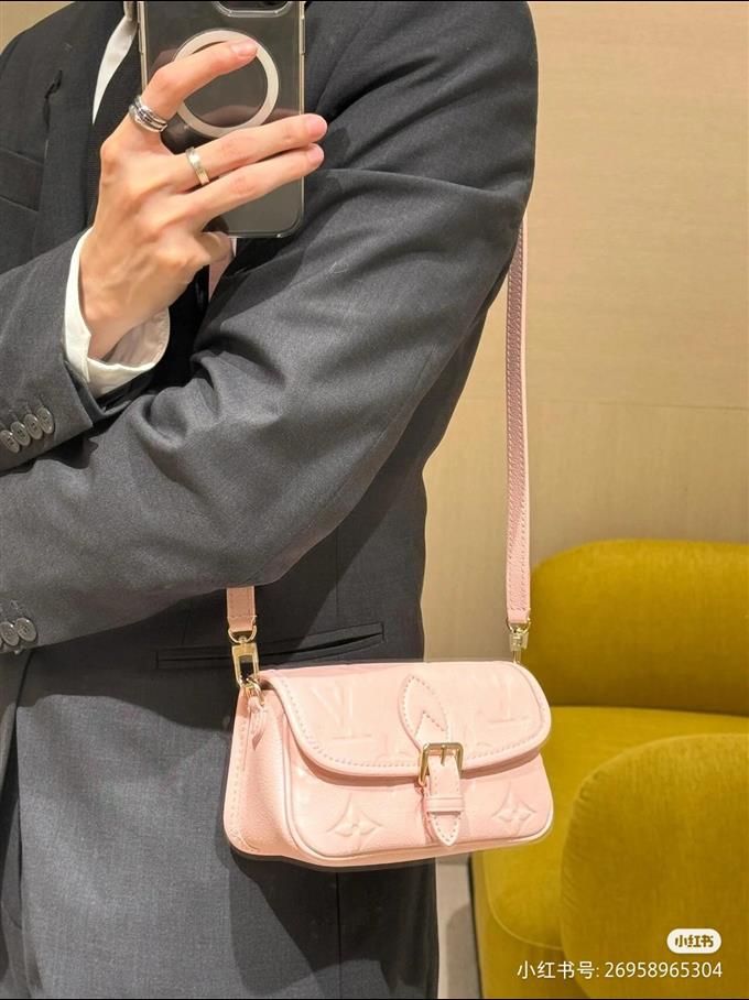 2025224M83566222435264