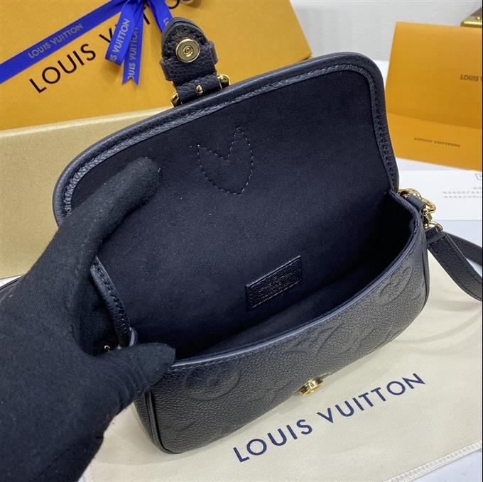 2025224M83592222411500