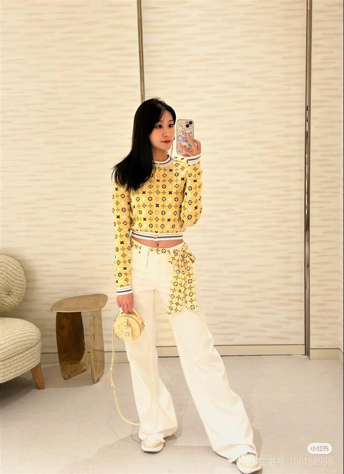 2025224M11294224351240