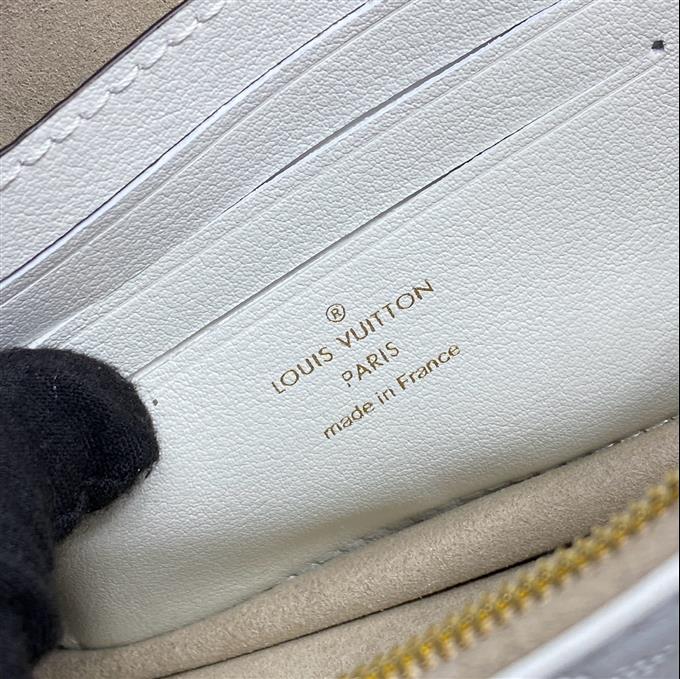 2025224M11299224348700