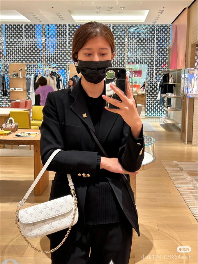 2025224M11299224351903