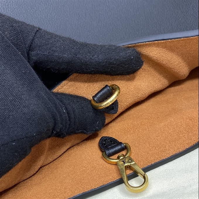 2025224M2485622242332