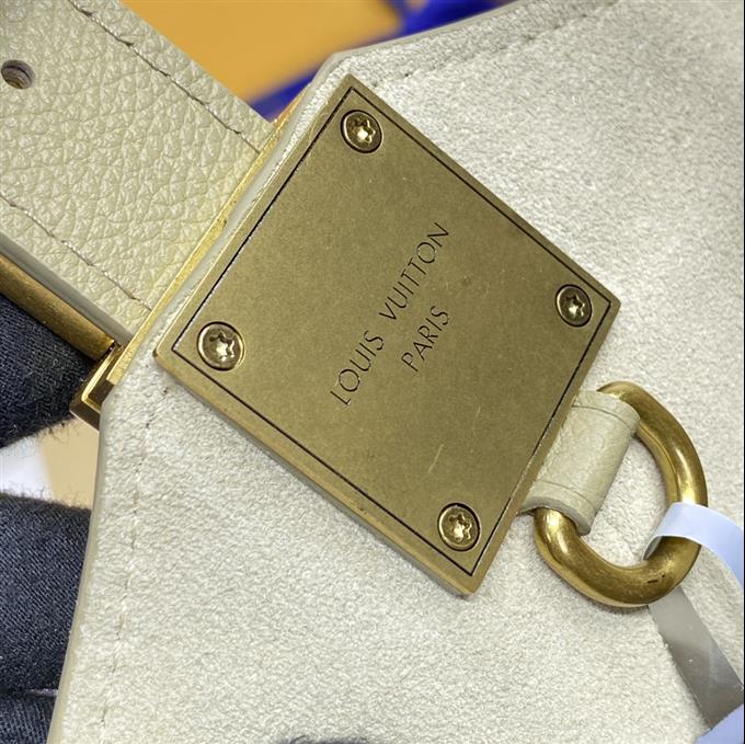 2025224M2498822242524