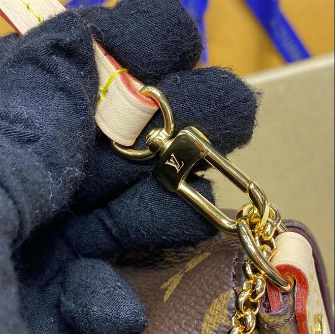 2025224M4071822364729