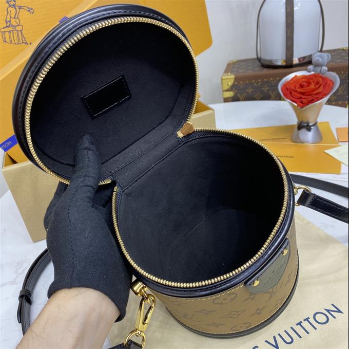 2025224M43986223647902