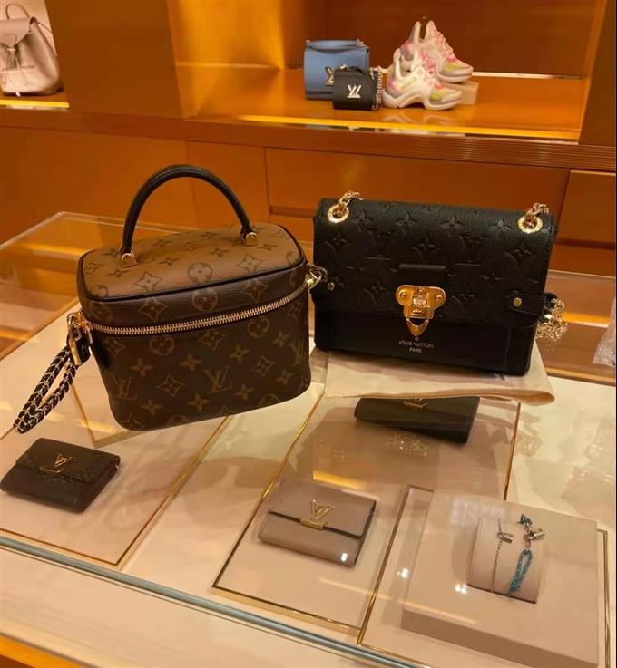 2025224M44151222432489