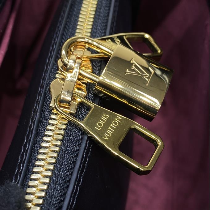 2025224M45778222425296