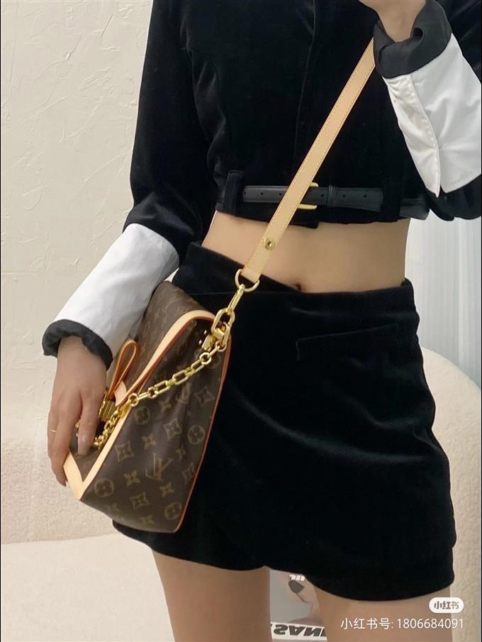 2025224M47149222946857