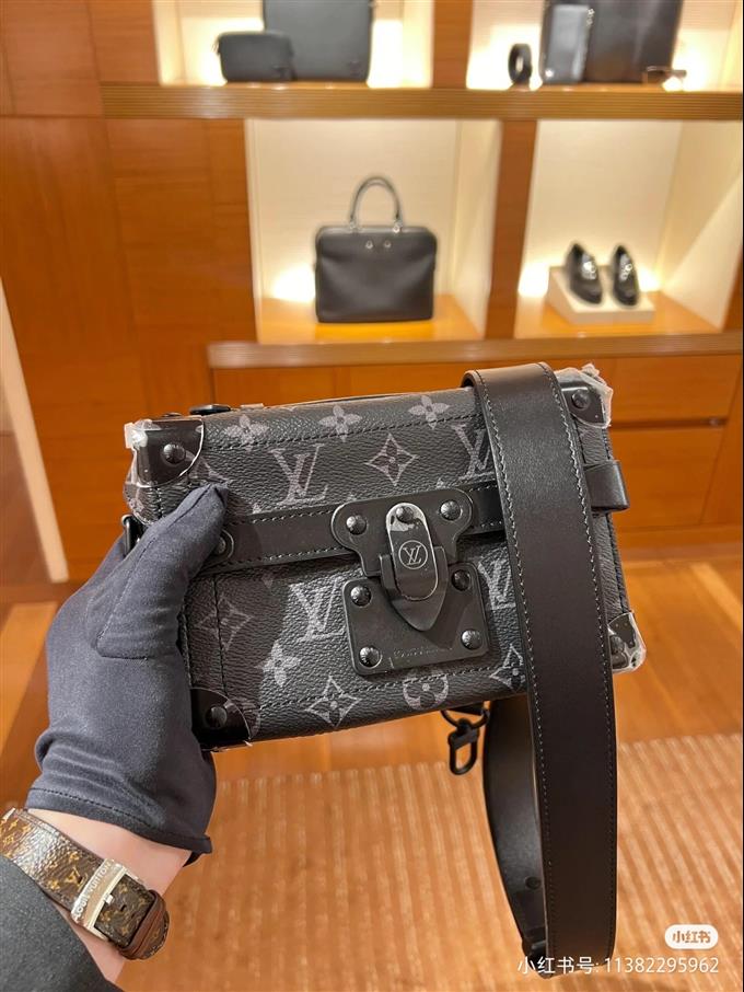 2025224M1174315153564