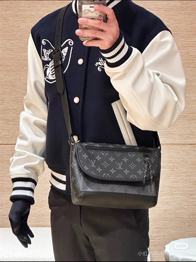 2025224M1268115152112