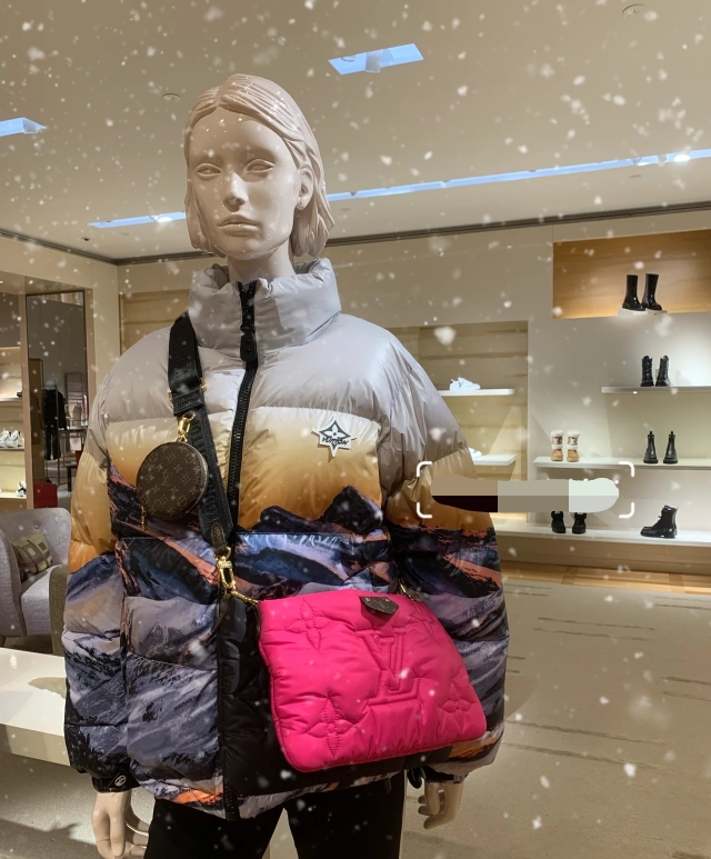 2025224M58980203712443