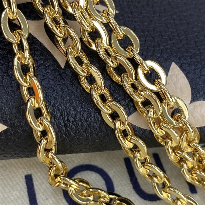 2025224M6977722181223