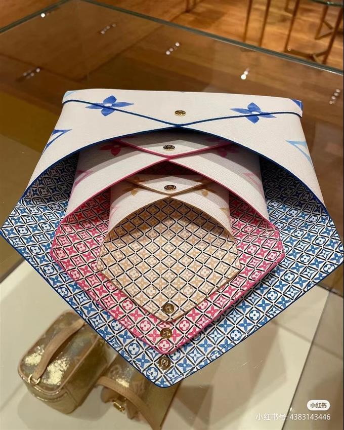 2025224M8238714112232