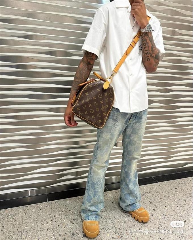 2025224M2442210101181