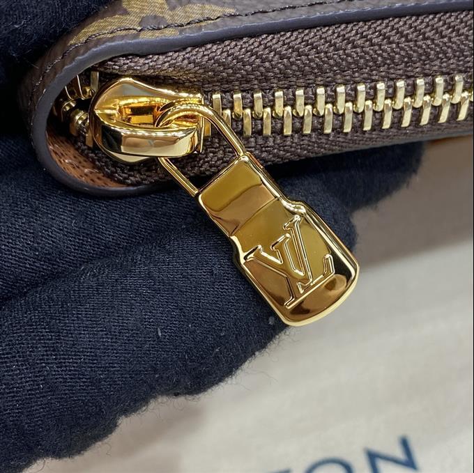 2025224M62581104120885