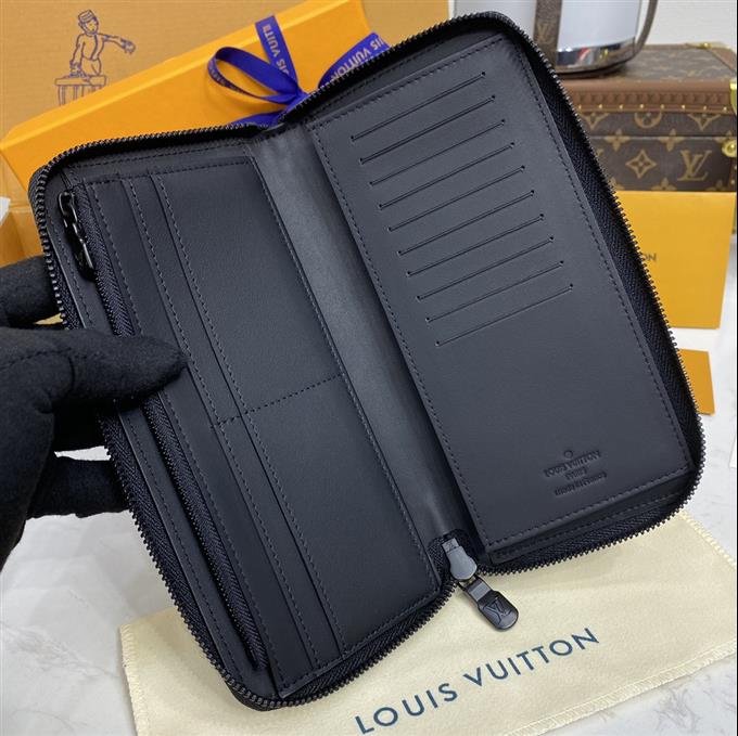 2025224M62902104120663