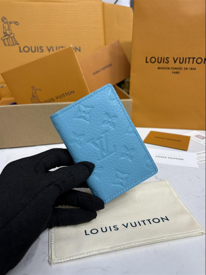 2025224M69044104129281