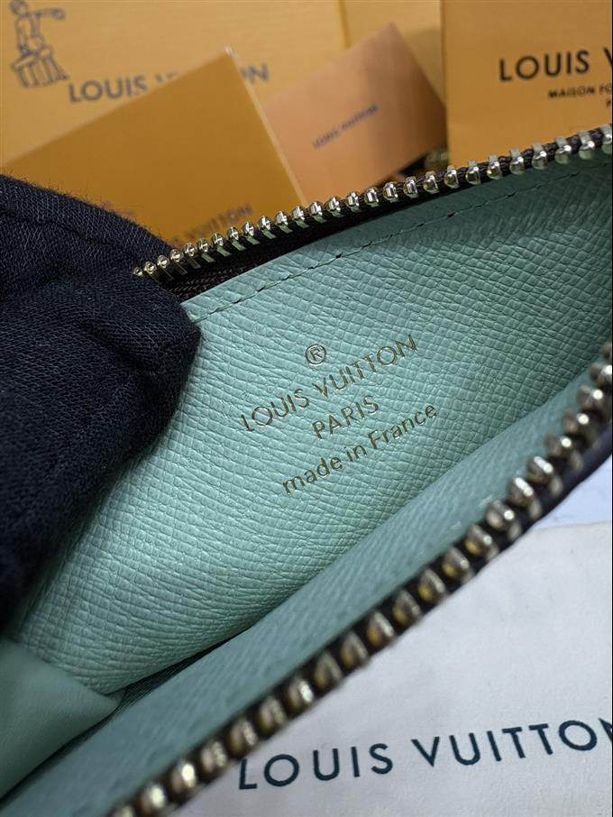 2025224M81880104112131