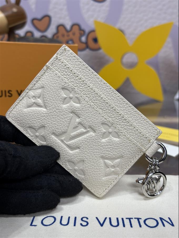 2025224M12179104716869