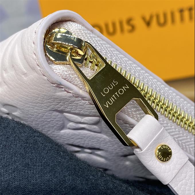 2025224M63691105444704