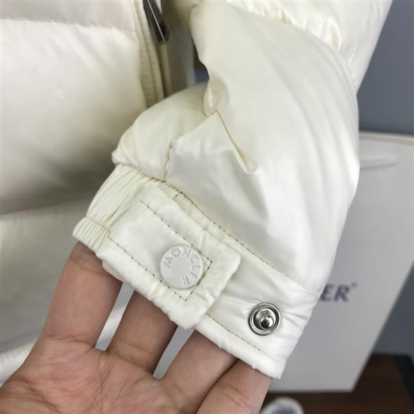 2024322133424973390430