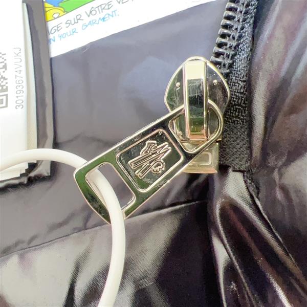 2024322133446701270300